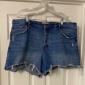 Abercrombie & Fitch Blue Distressed The Dad Short High Rise Denim Shorts Size 18